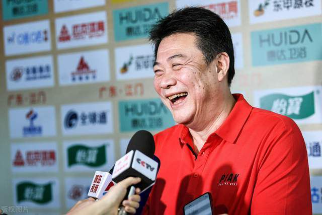 女人自己摸下边视频